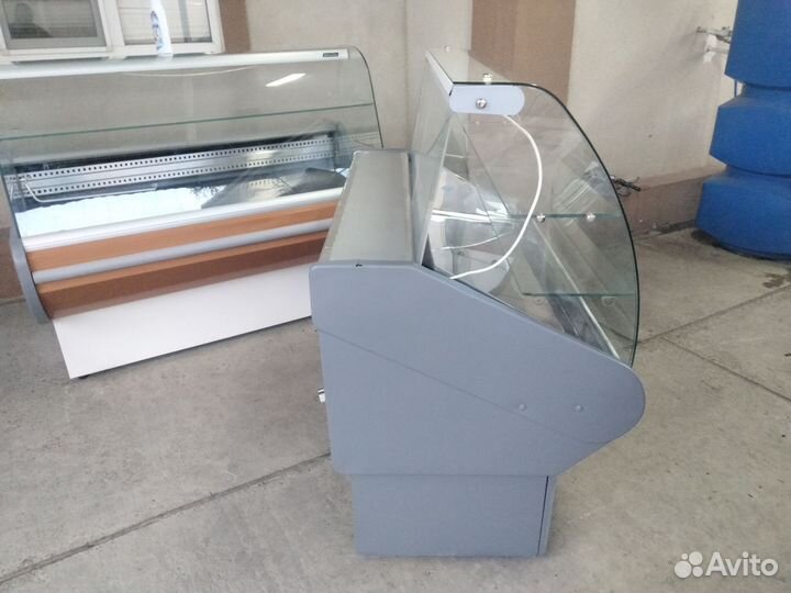 Витринный холодильник бу