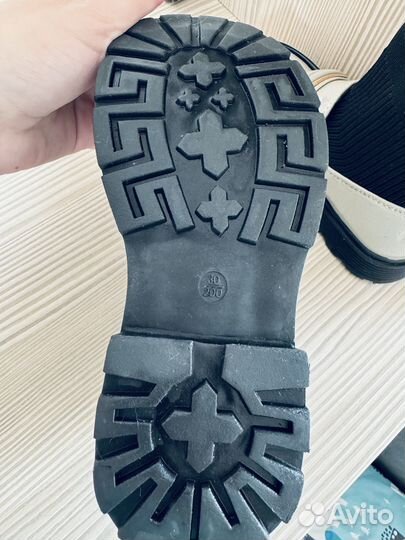 Продам ботинки для девочки