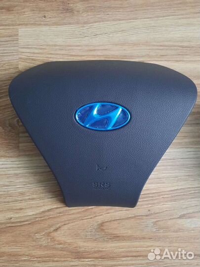 Крышка заглушка air bag в руль (муляж) Hyundai