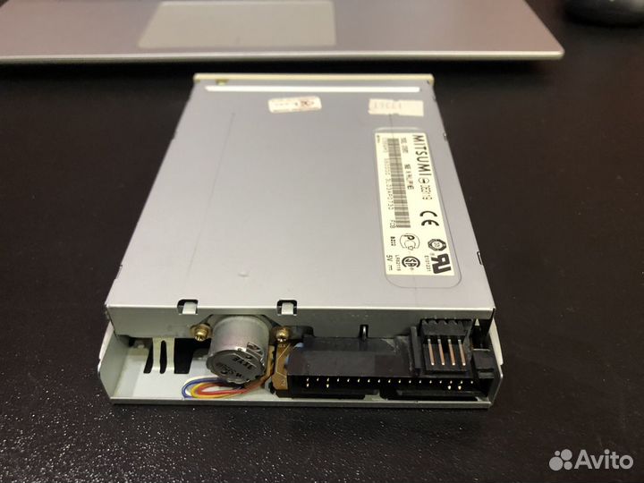 Флоппи дисковод