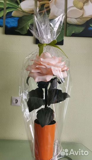 Ростовые цветы, светильники из изолона