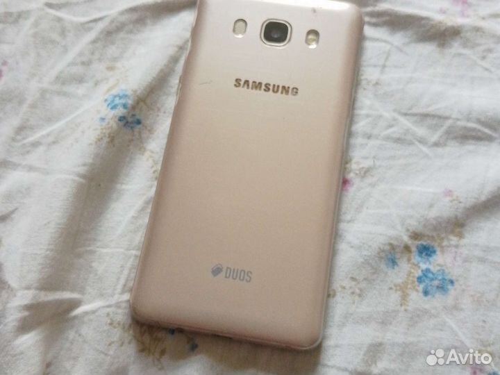 Телефон Samsung