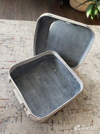 Чемодан декорированный