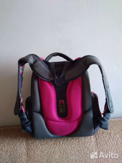 Рюкзак школьный для девочки бу