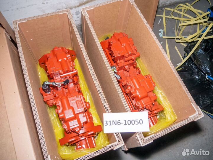 Прижимная пластина гидромотора поворота башни Хита