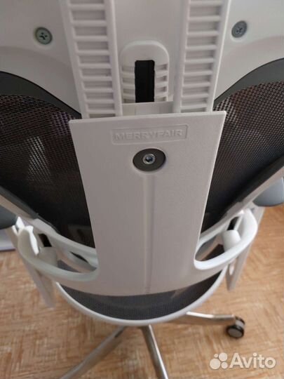 Эргономичное кресло Merryfair Wau 2