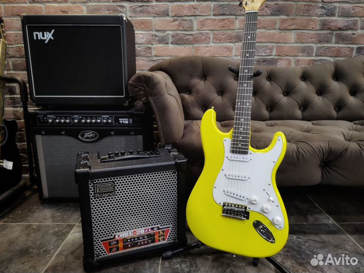 Электрогитара + Roland Cube + Аксессуары