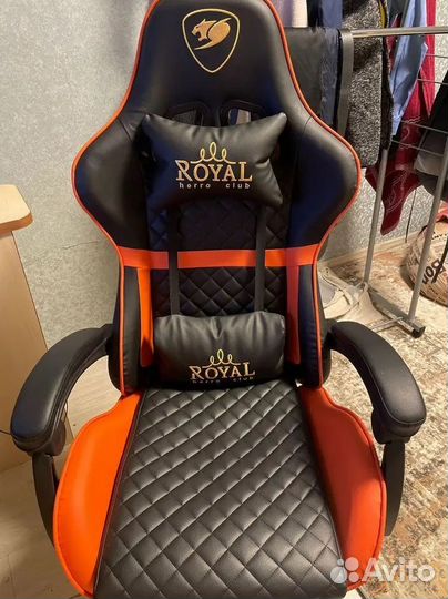 Компьютерное игровое кресло геймерское с массажем