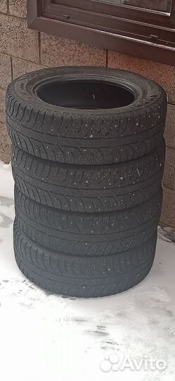 Bridgestone Ice Cruiser 7000 195/65 R15