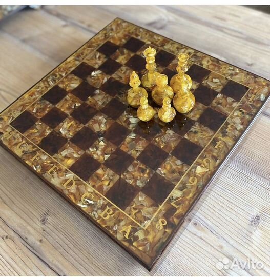 Шахматы янтарные. Шахматы из янтаря 