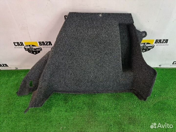 Обшивка багажника задняя R Seat Ibiza