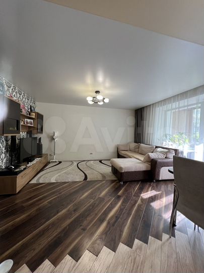 4-к. квартира, 75,6 м², 2/5 эт.