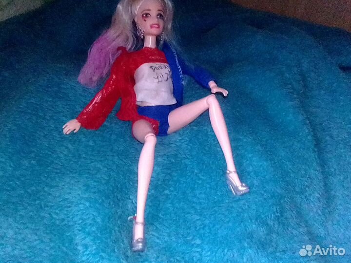 Барби безграничные движения. Харли Квин