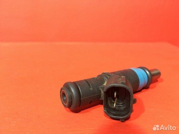 Форсунка Audi A4 B6 2004