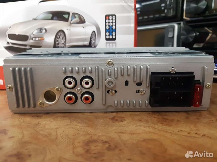 Магнитола DIN, 24 Вольт, Bluetooth, AUX, USB