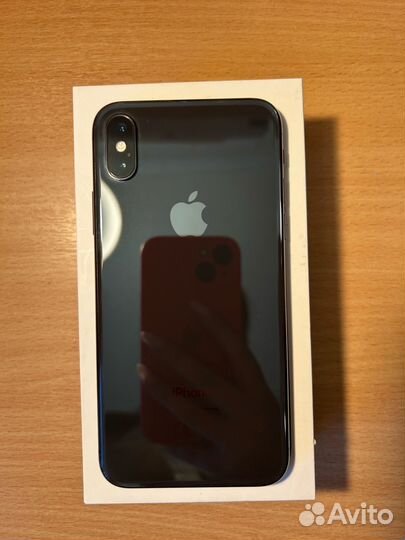 iPhone X, 64 ГБ