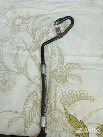 Ауди Q7 3.0 tdi трубка гидроусилитея