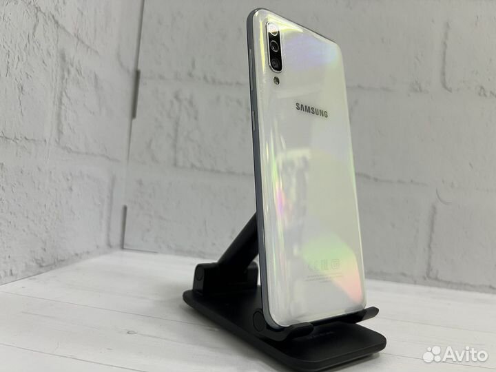 Samsung Galaxy A50, 6/128 ГБ