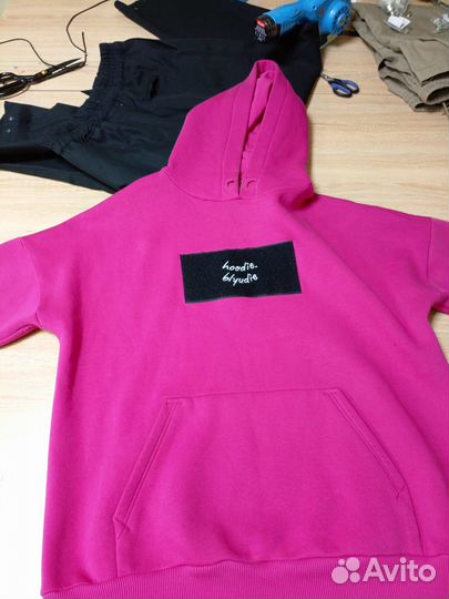 Пошив мерча, спортивных костюмов и др. продукции