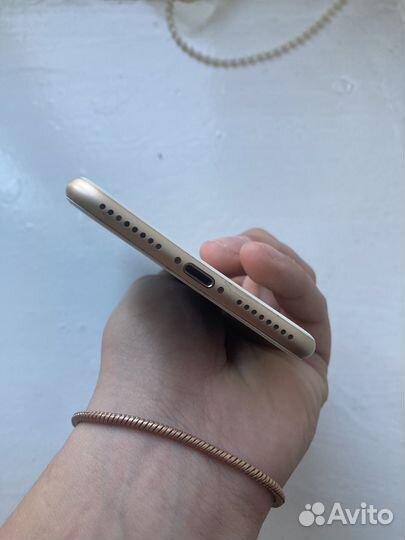 Телефон iPhone 7 plus