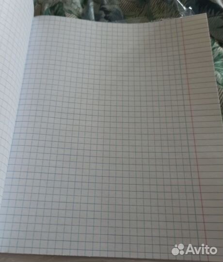 Тетрадь в клетку 12 листов