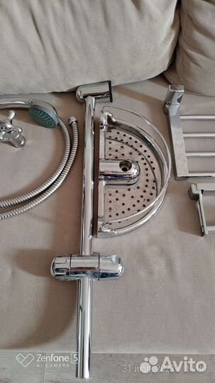 Аксессуары для ванной комнаты