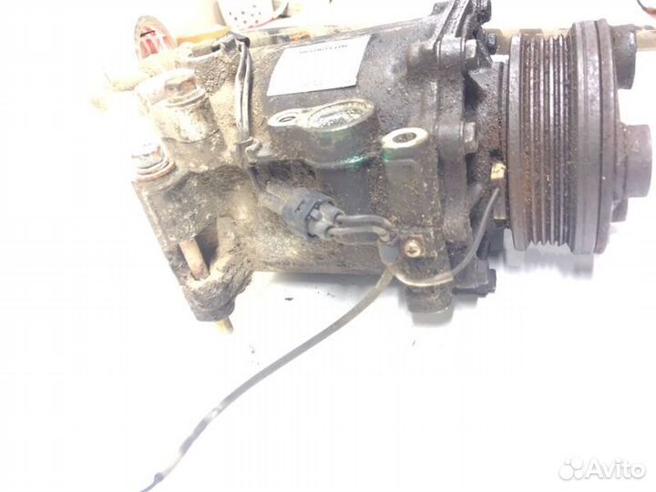 Компрессор кондиционера Mitsubishi Lancer