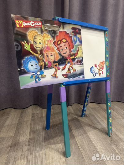 Детский доска мольберт