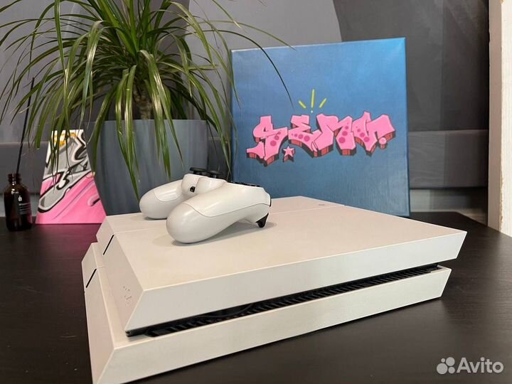 Sony PlayStation 4 Fat 500gb белая