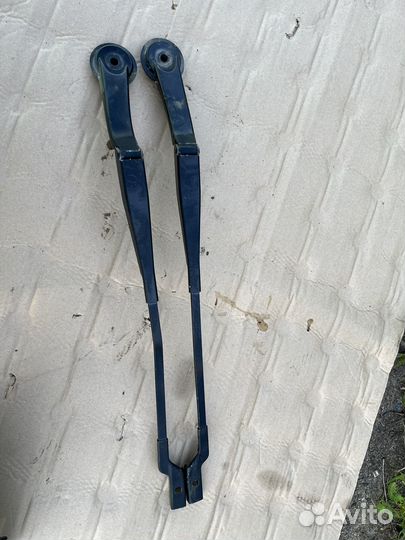 Поводок дворника Форд Фокус 3