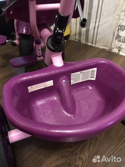 Детский велосипед с ручкой трехколесный