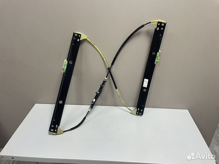 Стеклоподъемник передний правый Шкода Октавия А7