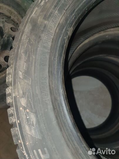 Toyo Observe GSi-5 215/55 R17 98Q