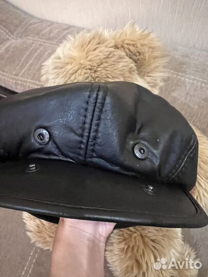 Мужская кожаная кепка