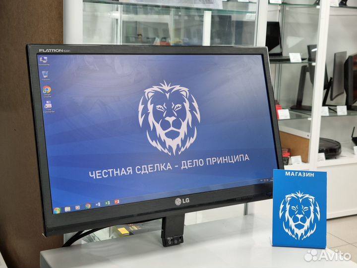 Монитор LG Flatron 22 дюйма/без подставки