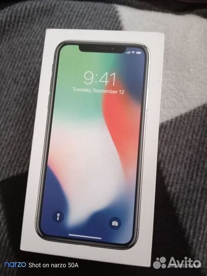 iPhone X, 64 ГБ