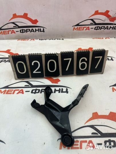 Кронштейн гидроусилителя руля Mazda Mazda3 седан