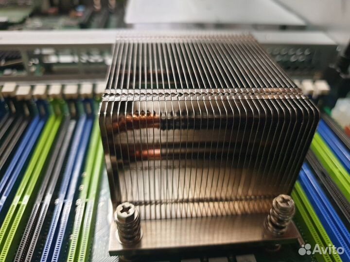 Pадиатор V26898-B1001-V1 для CPU сервера Fujitsu