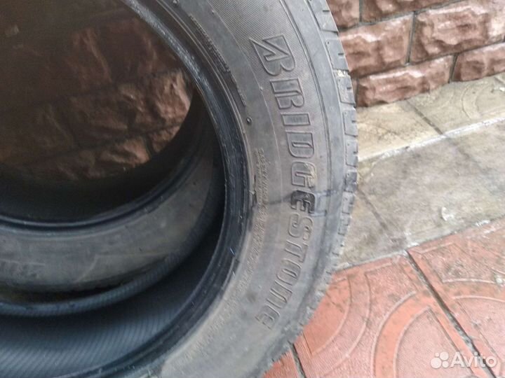Bridgestone Dueler H/T 225/65 R17