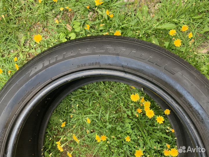 Bridgestone Dueler A/T 235/55 R19