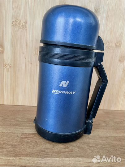 Термос с металлической колбой