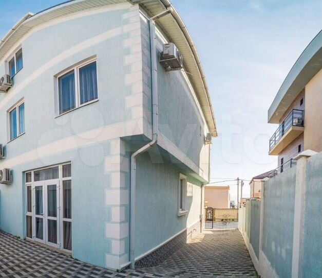 Дом 200 м² на участке 3 сот.