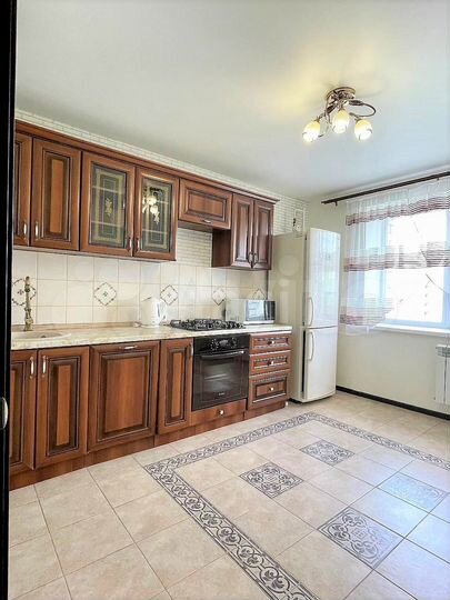 3-к. квартира, 81,2 м², 10/10 эт.