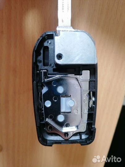 Раскладной ключ Toyota