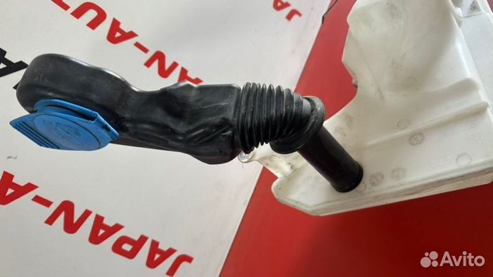 Бачок омывателя стекла Audi A6 C6 AUK 3.2 2008