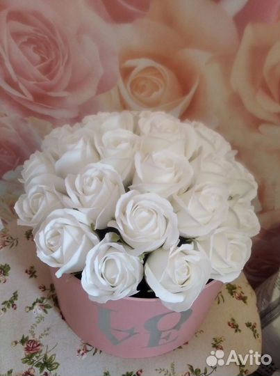 Цветы, букет из мыла розовый и белый