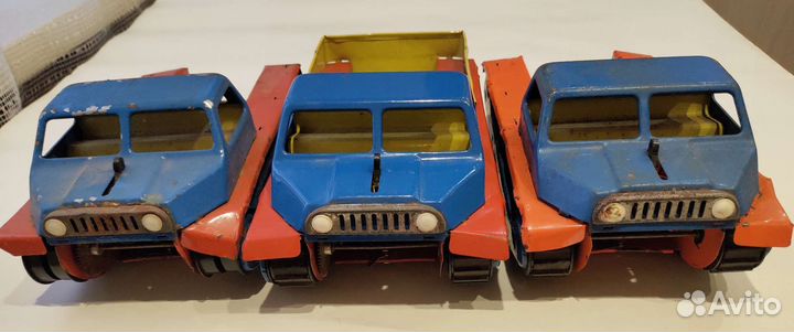 Игрушка-3шт. Вездеход тягач СССР. Цена за три