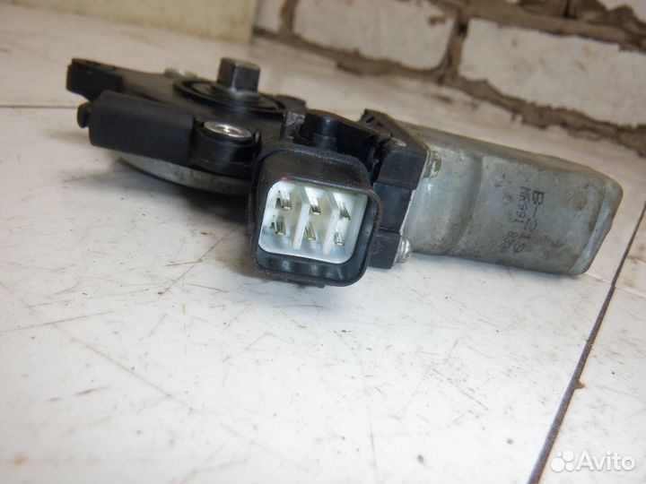 Моторчик стеклоподъемника Lancer 9