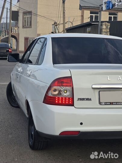 Ваз (LADA) Priora 1.6 MT, 2014, 220000км