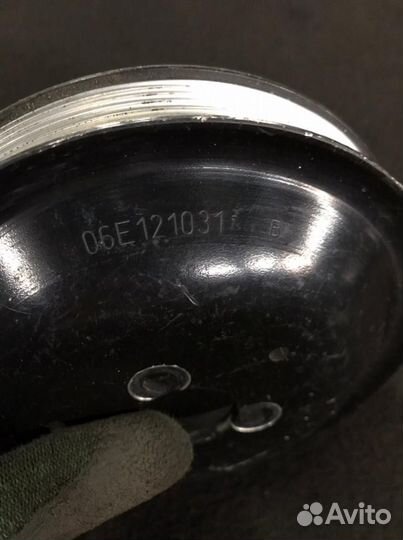 06E121031B Шкив помпы Audi